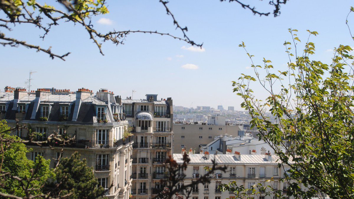 From the bougey to the boozey, wrote about where to eat in #Paris for <a href="/Coveteur/">COVETEUR</a>: coveteur.com/2017/05/30/par…