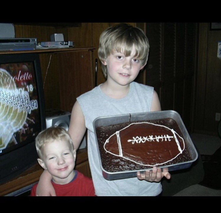 Zackbuckley_'s tweet photo. Have fun on your 21st bday festivities Big Brother 🎉 you deserve it, Much Love ❤️ https://t.co/Sod4Ji6o1G