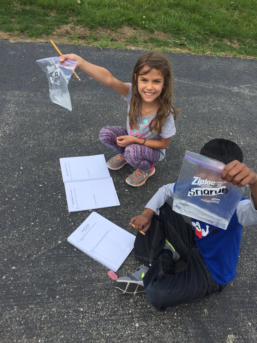 MrsCampbellSD25's tweet photo. Taking our science experiment outside! #changingwater #scientists https://t.co/uBY2y9H9n5