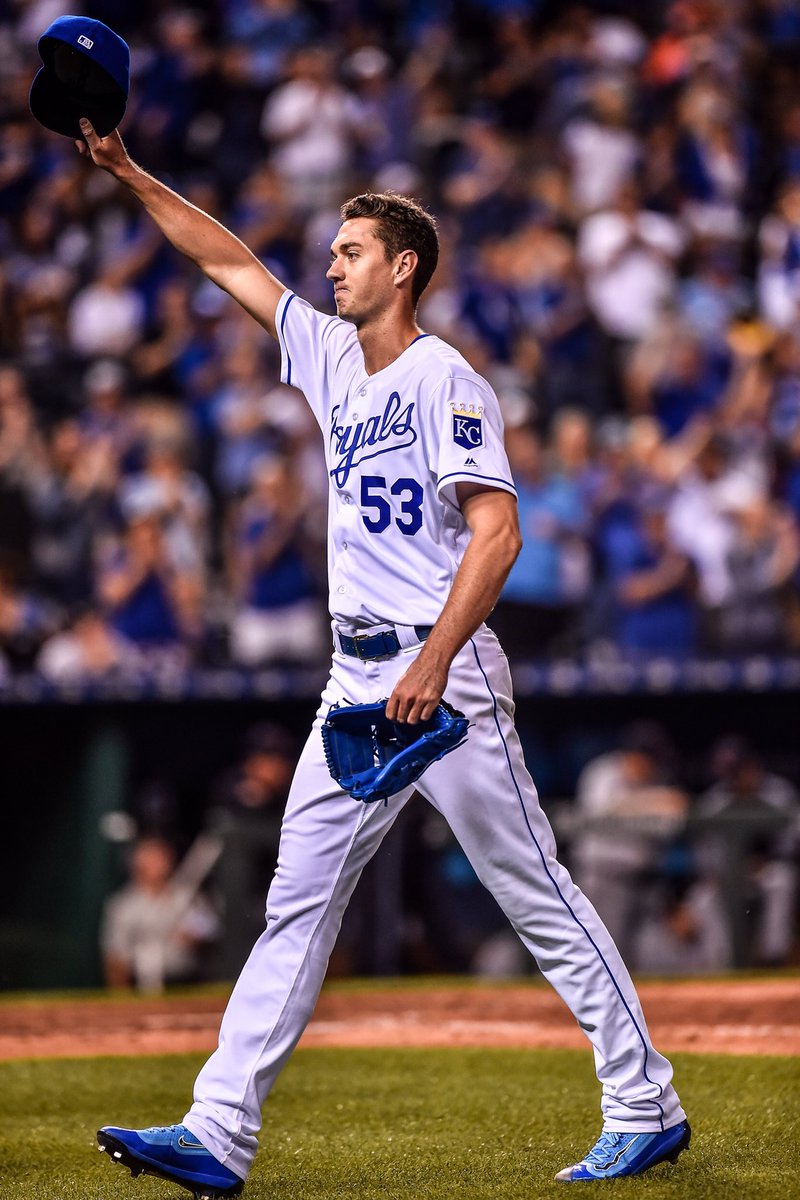 EricSkoglund25's tweet photo. May 30th, 2017 #ForeverRoyal https://t.co/Ka2X6FqKM8
