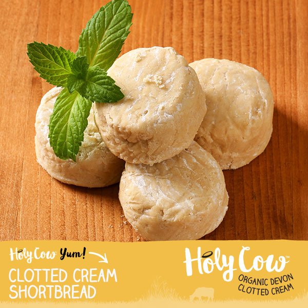 HolyOrganic's tweet photo. A yummy #organic treat to get baking with the little ones... these go down well with big ones too! #OrganicHour https://t.co/PuOwQYKaCg https://t.co/VWulSIYhKE