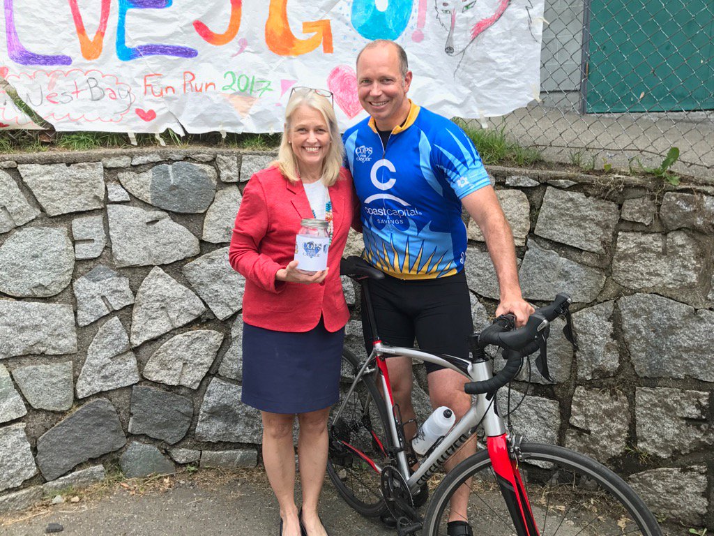 judydduncan's tweet photo. Toonie Drive @WestVanSchools helps kids fighting cancer. Pls support this worthy cause.Thx @WestVanPolice #westvaned https://t.co/teXYLZ6lJS