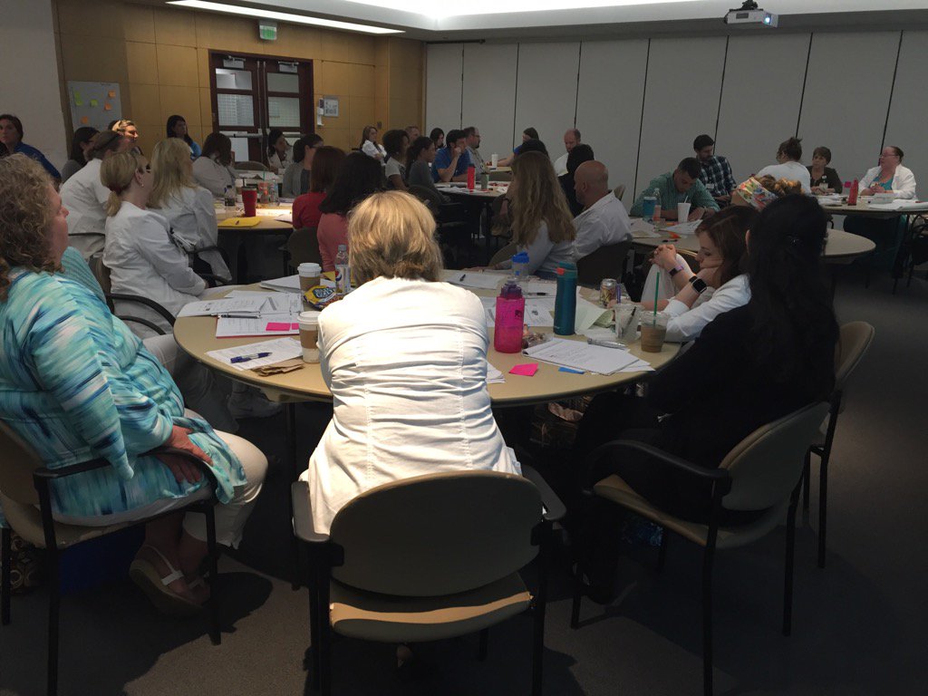 #SolVE #A3 class draws dozens of caregivers at Hillcrest. All want to #makethingsbetter <a href="/RickParkerMD/">Richard D Parker</a> <a href="/NvakhariaMD/">Nirav Vakharia</a>