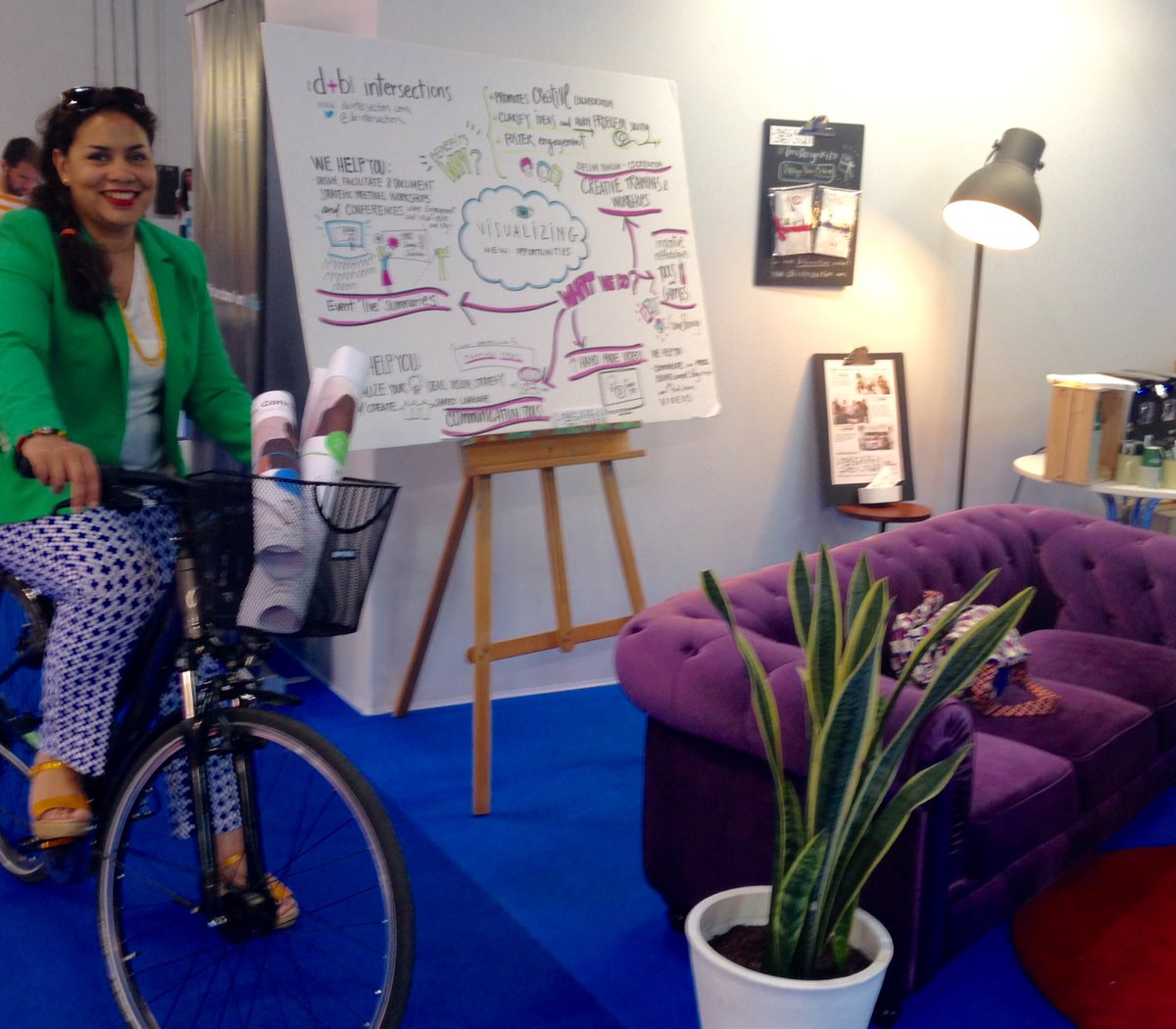 dbintersection's tweet photo. #Creativity on the road #innovisual #innothink #innodesign @bizbarcelona with friends from @WWiBCN @ValkiriaHub #innovationatwork #cooljob https://t.co/pZefkdqyWr