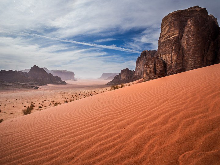 ChandlerInsGrp's tweet photo. 5 Places That Look Like They’re On Another Planet: https://t.co/sEHWZTiXPc https://t.co/NxeZ0QSnpW