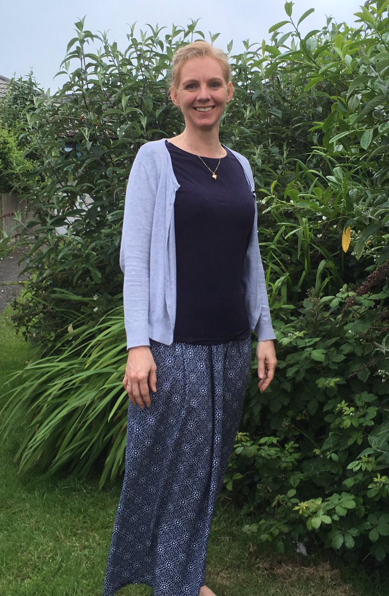 Gather_N_Sew's tweet photo. Me Made May day 31. I packed a suitcase full of navy and white for my holiday and today I chose to wear my long viscose skirt. 😊 #mmmay17 https://t.co/1vHVbajJrU