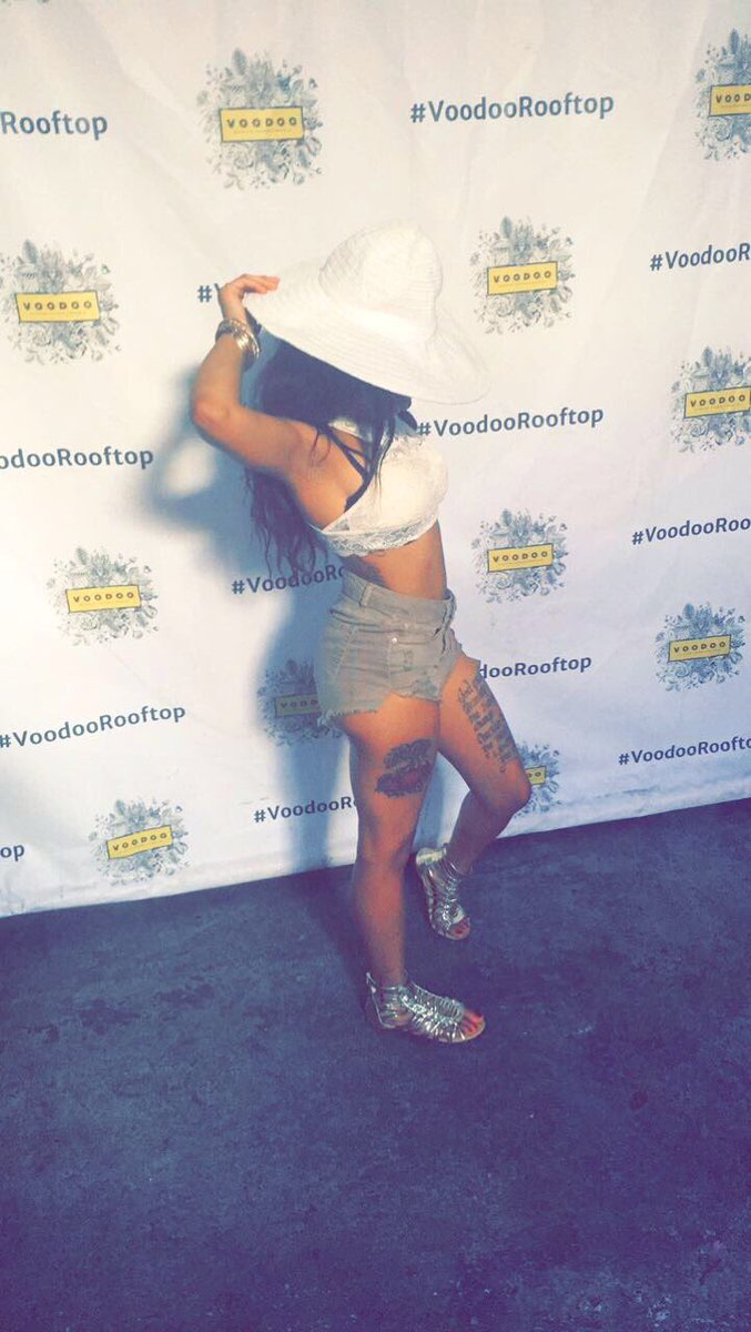 _xladyred's tweet photo. "I'm just trying to be somebody, before I say I need somebody" #REDDSPost #LadyREDD 💯💋🤑 #ColumbusModel 📸🎥🎞 invades #SouthBeachMiami 🔥 https://t.co/OAszAmtkAT