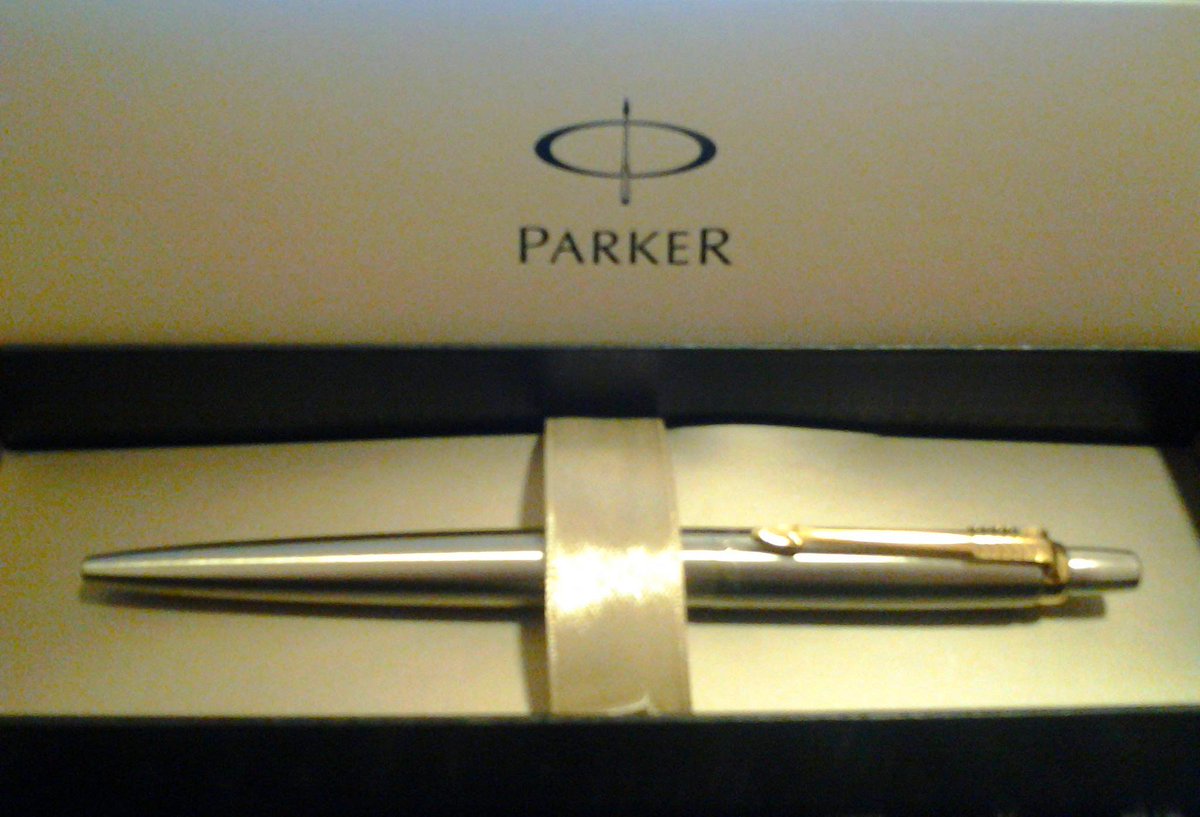 Zuza151's tweet photo. Graduation present :-) #magister #graduation #trustme #Iamalawyer #Imadeit #dreamsdocometrue #spoko https://t.co/IQ0sdrtv1D