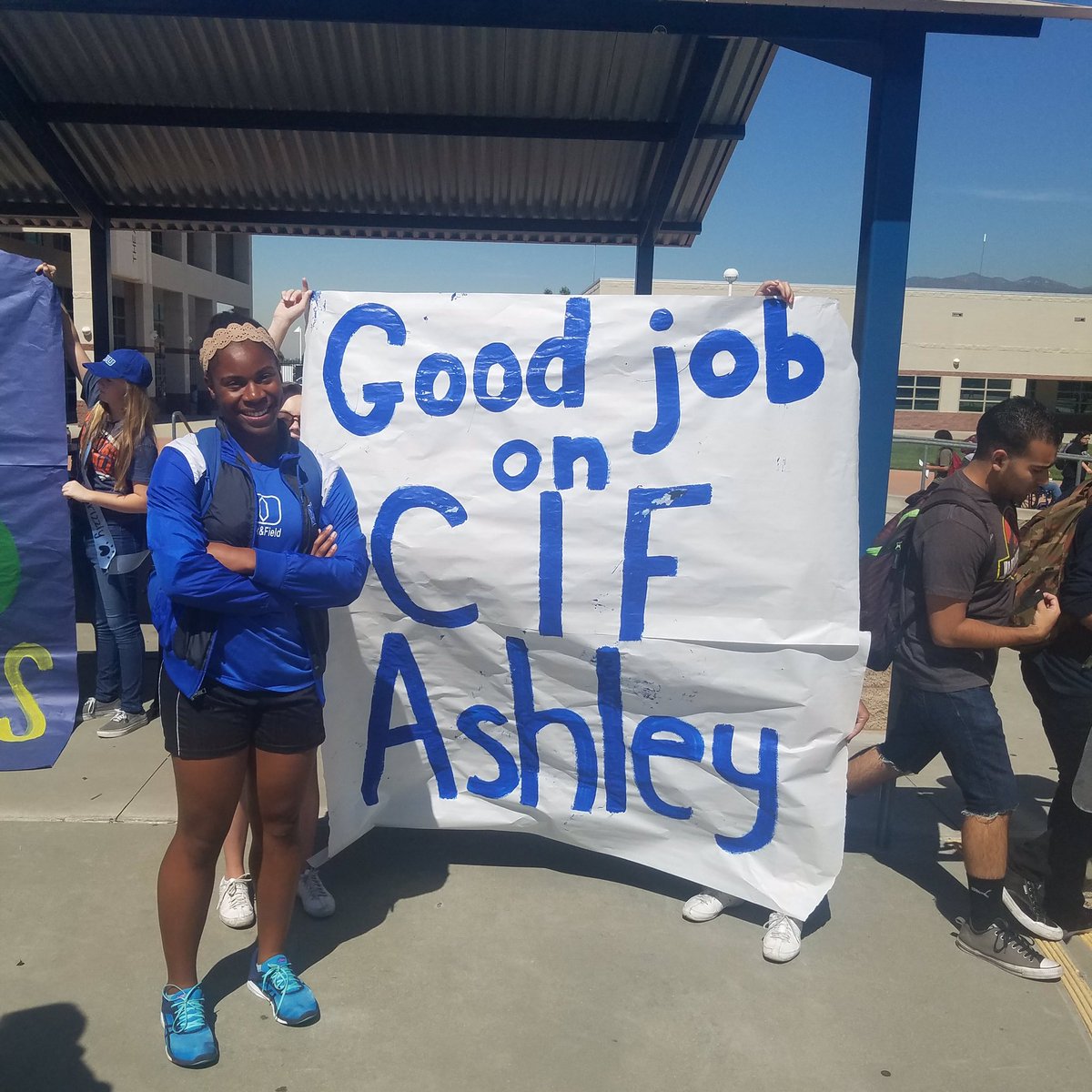 OsosAchievement's tweet photo. Very proud of our Ashley! @CaptGrizzly https://t.co/TgRHKpZRPl
