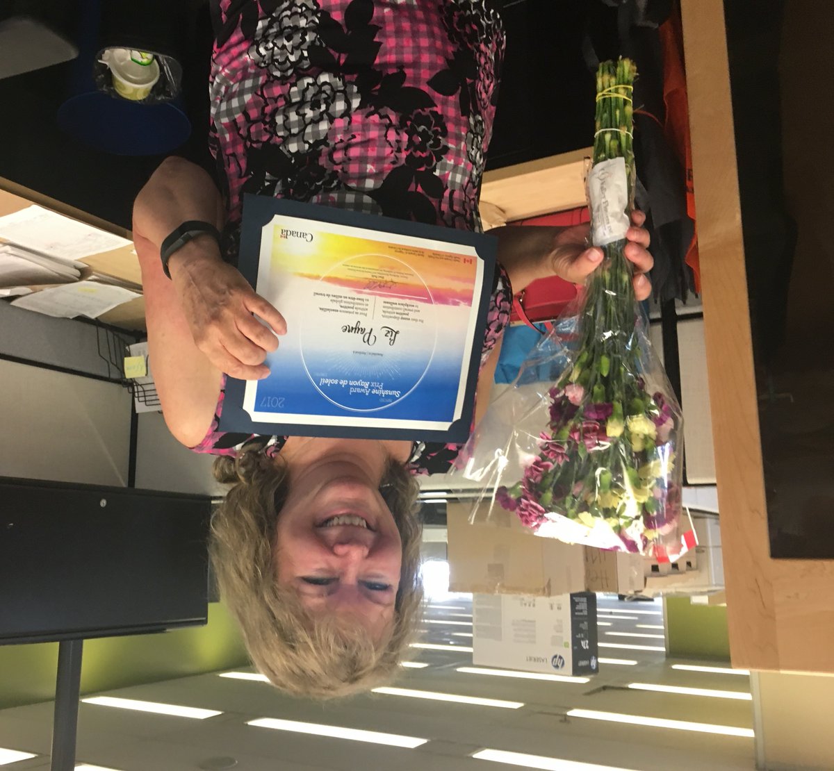 SheriGCWCC's tweet photo. Félicitations à Liz, lauréate du prix Rayon de soleil DMPSC de SC pour le mois de mai! #DGCAPbienêtre https://t.co/MyFMtWIfRt