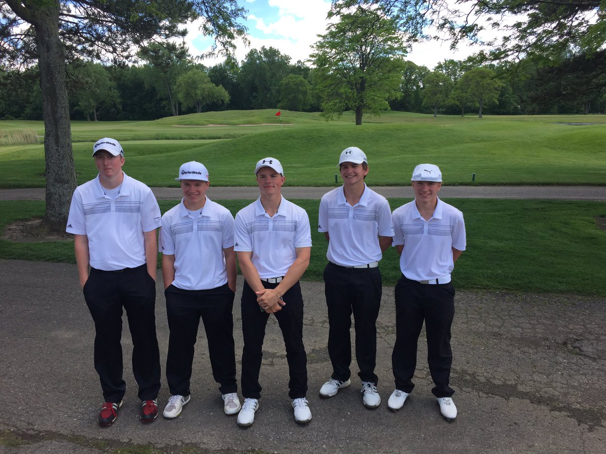 Divine Child Golf tweet media