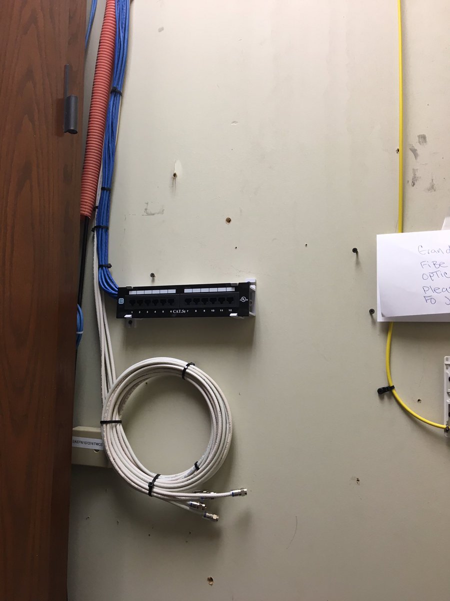 CablingAustin's tweet image. #austincabligsystems #officedatacabling #voiceanddatacabling #networkcableinstallation #cat5ecable #cat6cablingAustin #structuredcabling
