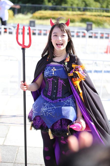 ハロウィンは友達とお揃いペア仮装 おしゃれなおすすめコスプレ10選 ラジカルな日常