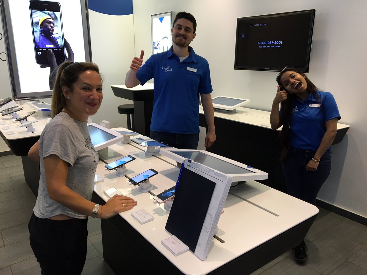 MatijaJuraj's tweet photo. @SY_Roadtrip Nancy's big visit to the ROCK day 2! #westshore #bestshore https://t.co/yenQQRmv0A