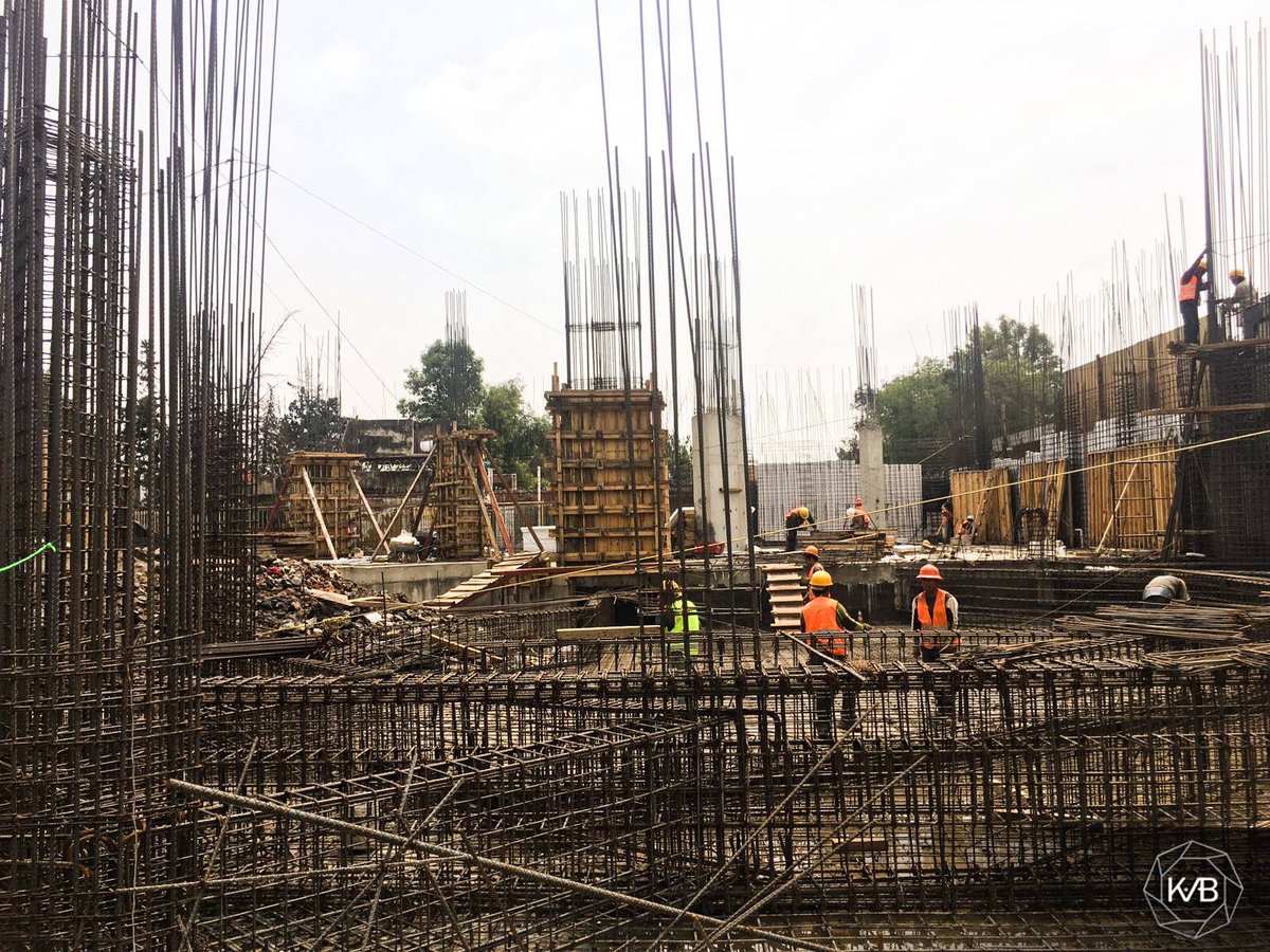 GrupoKab's tweet photo. Diseño y Construcción • Boulevard de la Luz 412 • En proceso. https://t.co/oWOKbioAK0