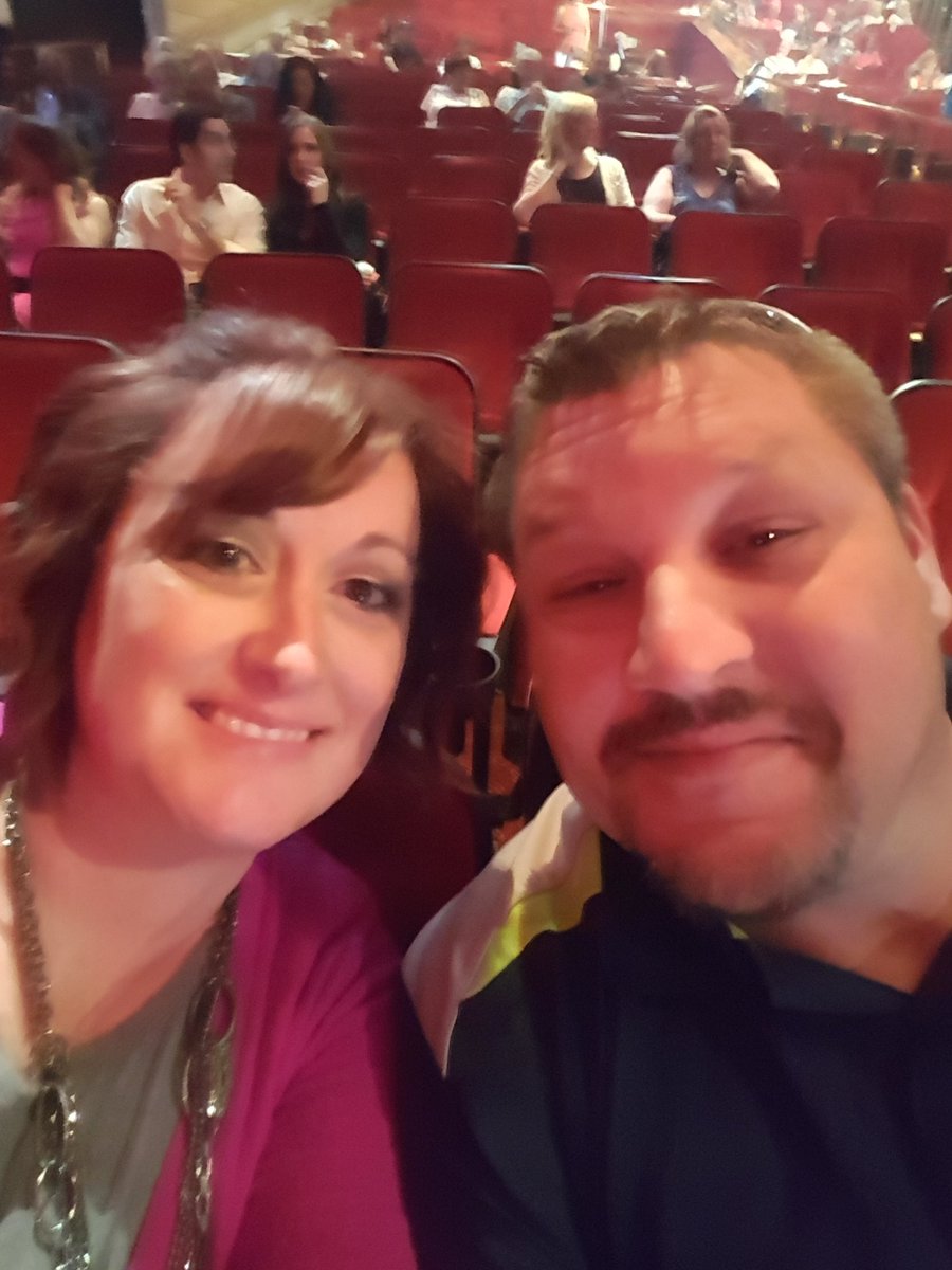 ammon_mitchell's tweet photo. Celebrating 10 years!  #CelineDionVegas https://t.co/lIyfCDXSp3