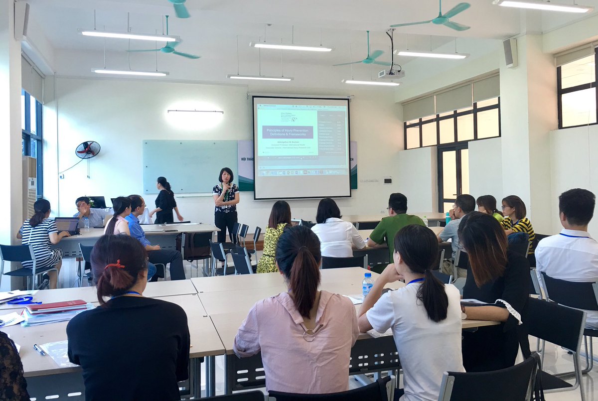CuongPhamV's tweet photo. Injury research training workshop starts today at HanoiUPH, Hanoi, Viet Nam @ahyder1 @HopkinsINJURIES @abachani1 https://t.co/HJAj8Is4qJ