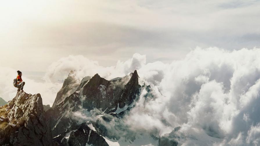 MensFitnessX's tweet photo. The 3 most important climbing tips you'll ever need to know: https://t.co/PKvRch6ZM7 https://t.co/gqUV8bOZvZ