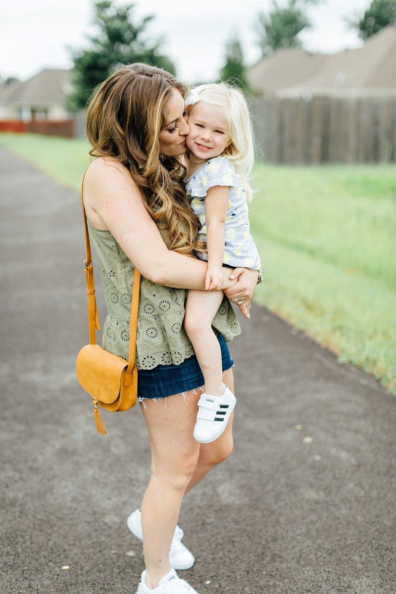 Walkinginmem's tweet photo. We LOVE @kohls for Affordable, Durable and Trendy Casual Summer Clothing for Kids & Moms! #ad https://t.co/hXPaQlh5a6 #kohls #playproof https://t.co/2XFTOlbVG2