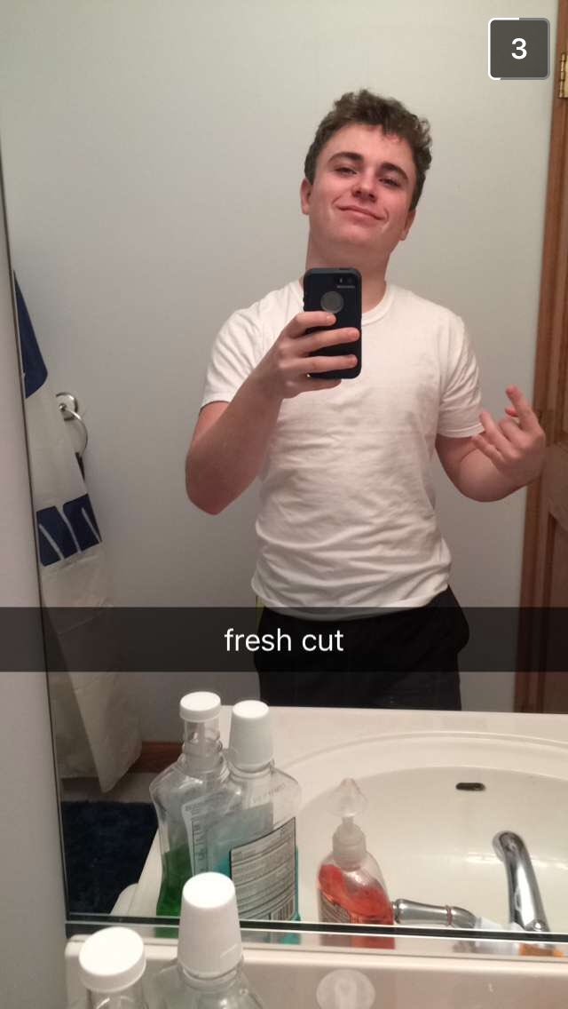 625 retweets by the end of next Wednesday and @CameronFasick has to go back to his 10th grade cut