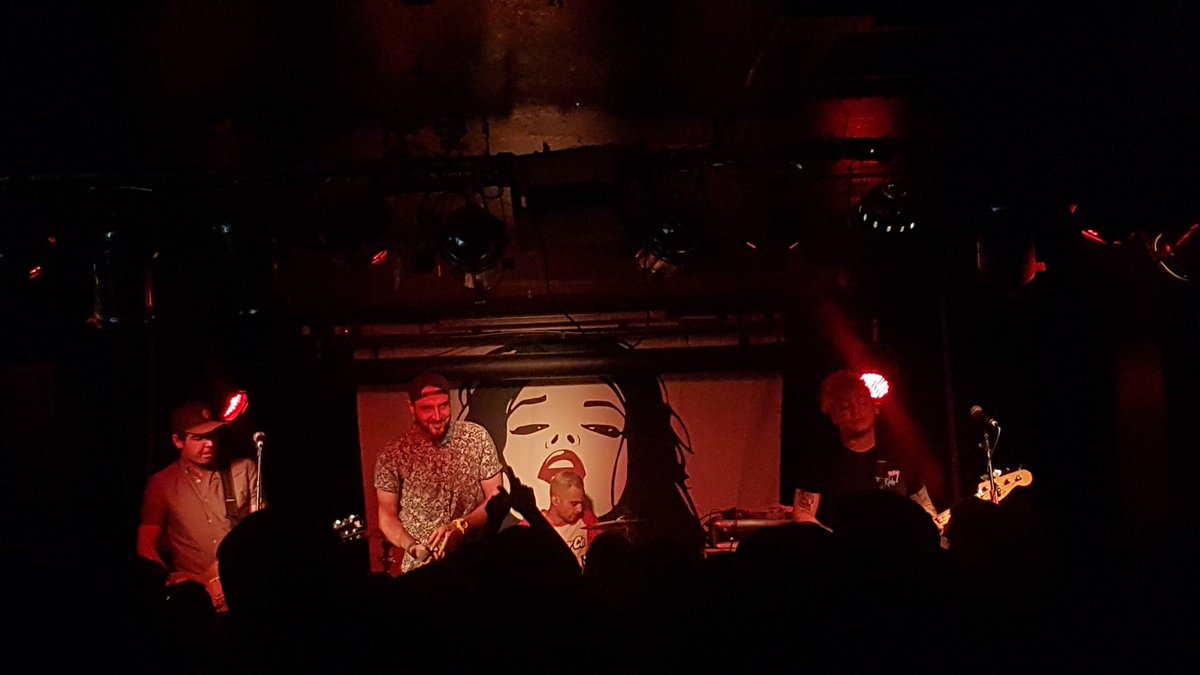 KrisProwse182's tweet photo. When 10 years of waiting is everything you hoped it would be! Thank you @thecutetweet for 2 incredible shows!! #SDF17 #Islington #CIWWAF https://t.co/d2ik5ye9bF