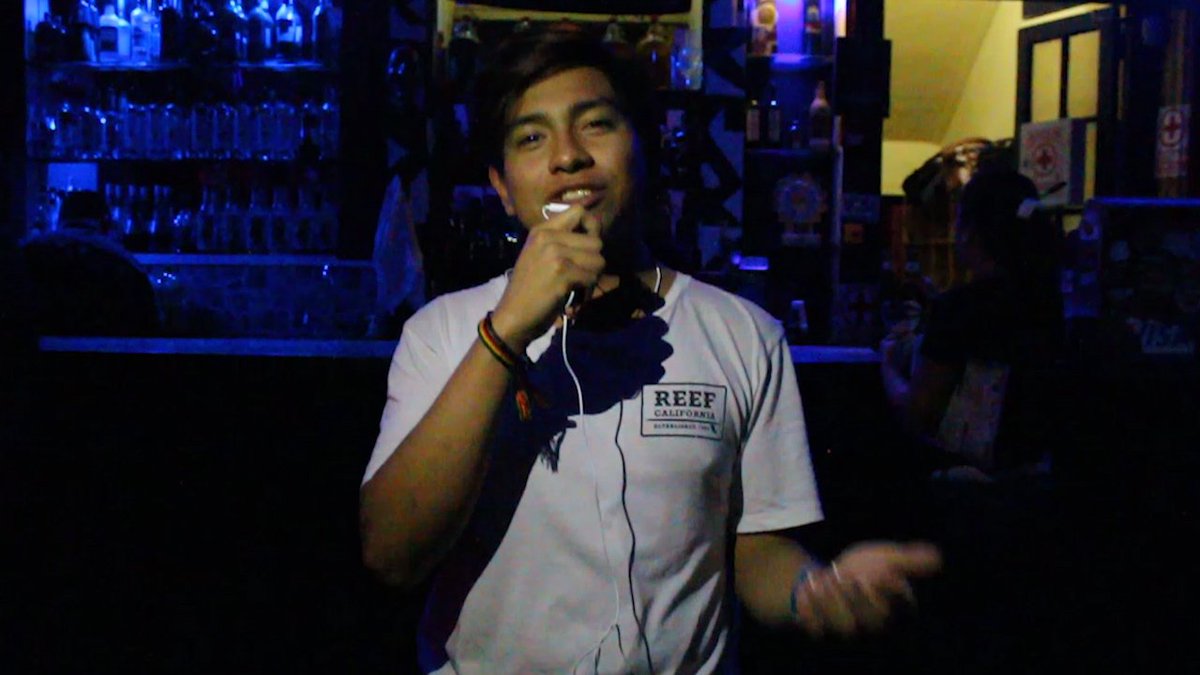 El viernes pasado estuvimos en  Vichama del centro de Lima , a ver un tributo de Nirvana, en breve ya subiremos nuestro video a Youtube.