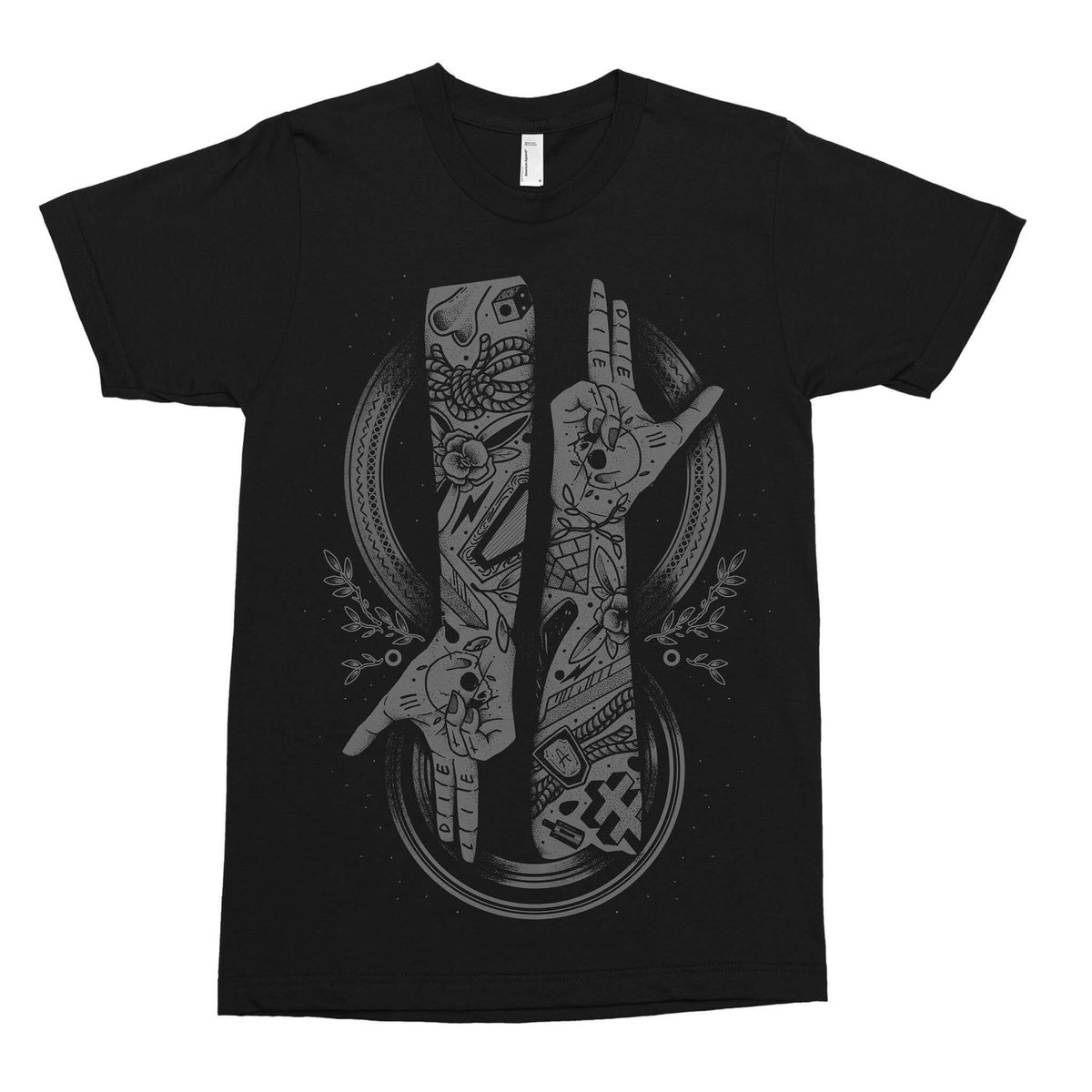 ukofftherails's tweet photo. Selling quick make sure you get your order in to get one of the first batch just £9.99 https://t.co/81EyceYGqH https://t.co/TpIZHgX98I