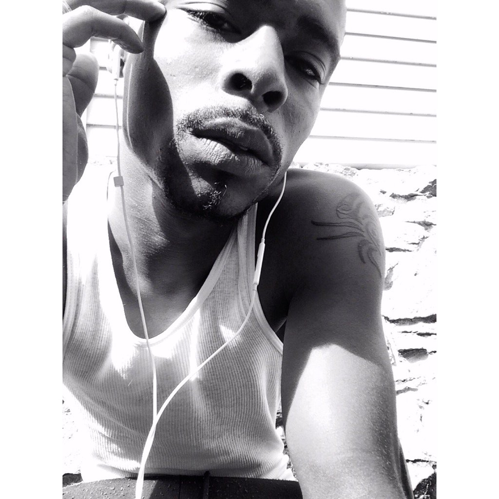 xdeonx's tweet photo. #YourNextModel π https://t.co/noBdrqowp1