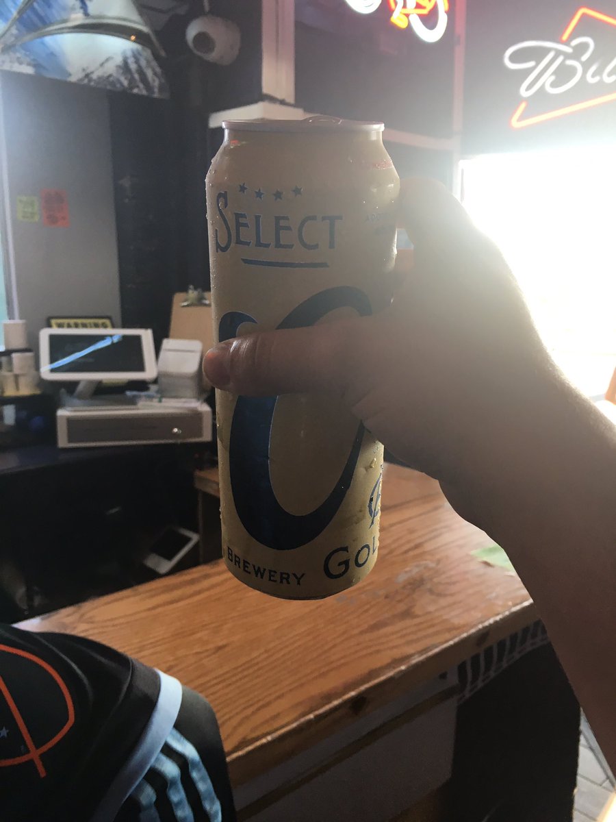 chickenbucketfc's tweet photo. The banquet beer. And by banquet we mean bucket. #stans #NYCFC #NYCvNE #beerme #liquidbase https://t.co/iSzLl5bbgv