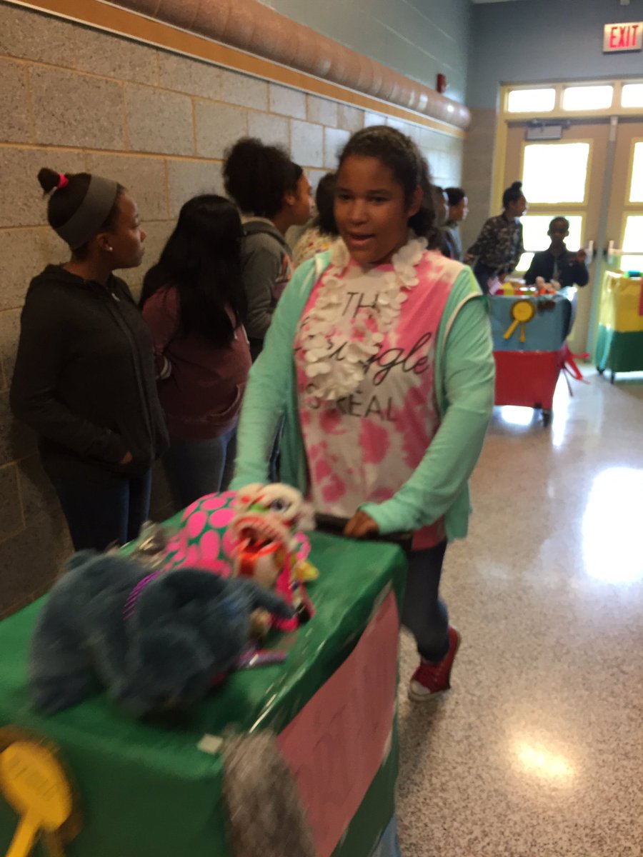 miss_donnellan's tweet photo. We loved cheering on Brianna in the Wilbur Fry parade this morning! B14 is proud of you for reaching your goals! #wilburinspired https://t.co/uxhr4LRJZV