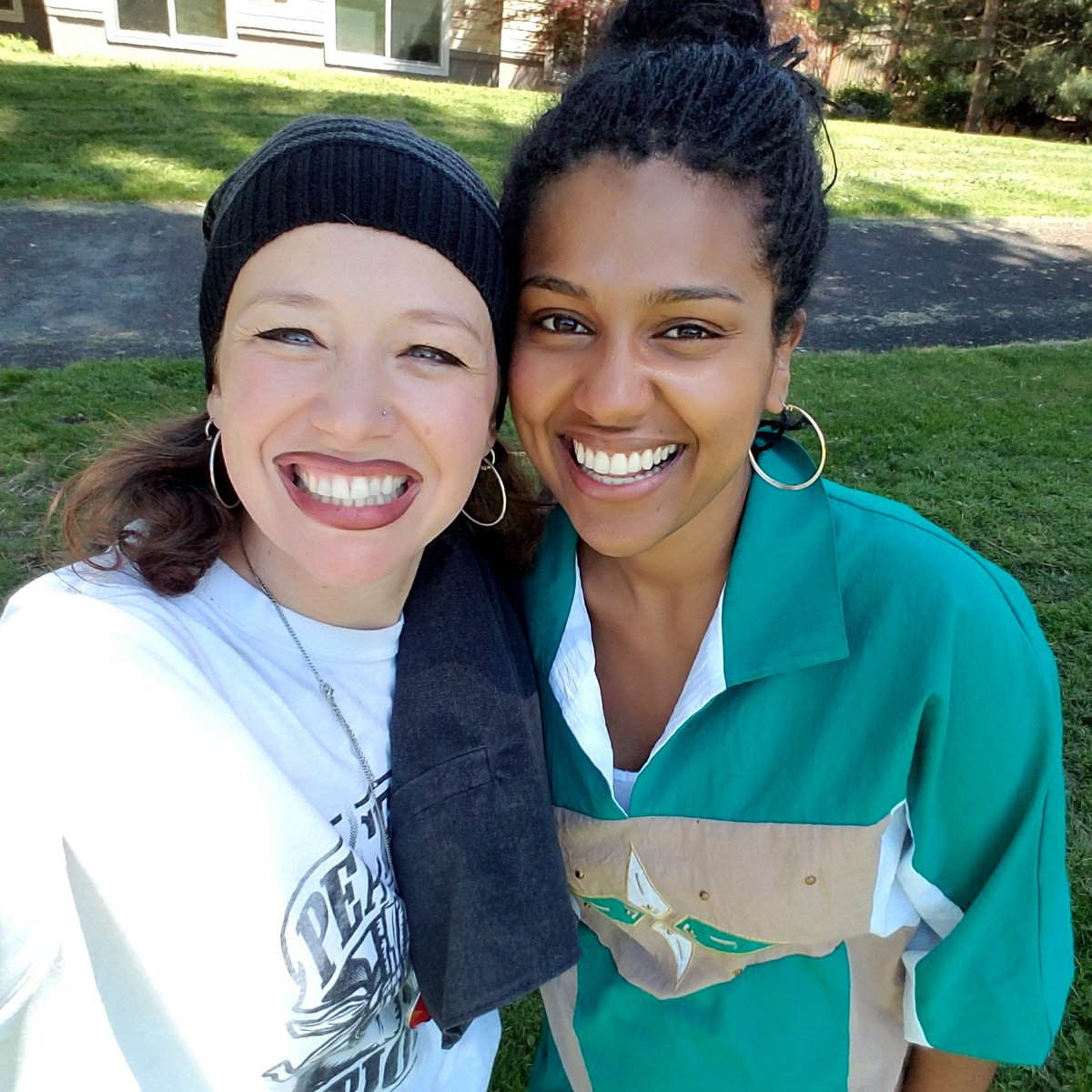 sua_highschool's tweet photo. It's SPIRIT Week at SUA! We're having fun with Field Day and 90's Day! https://t.co/pwFBqsaU12