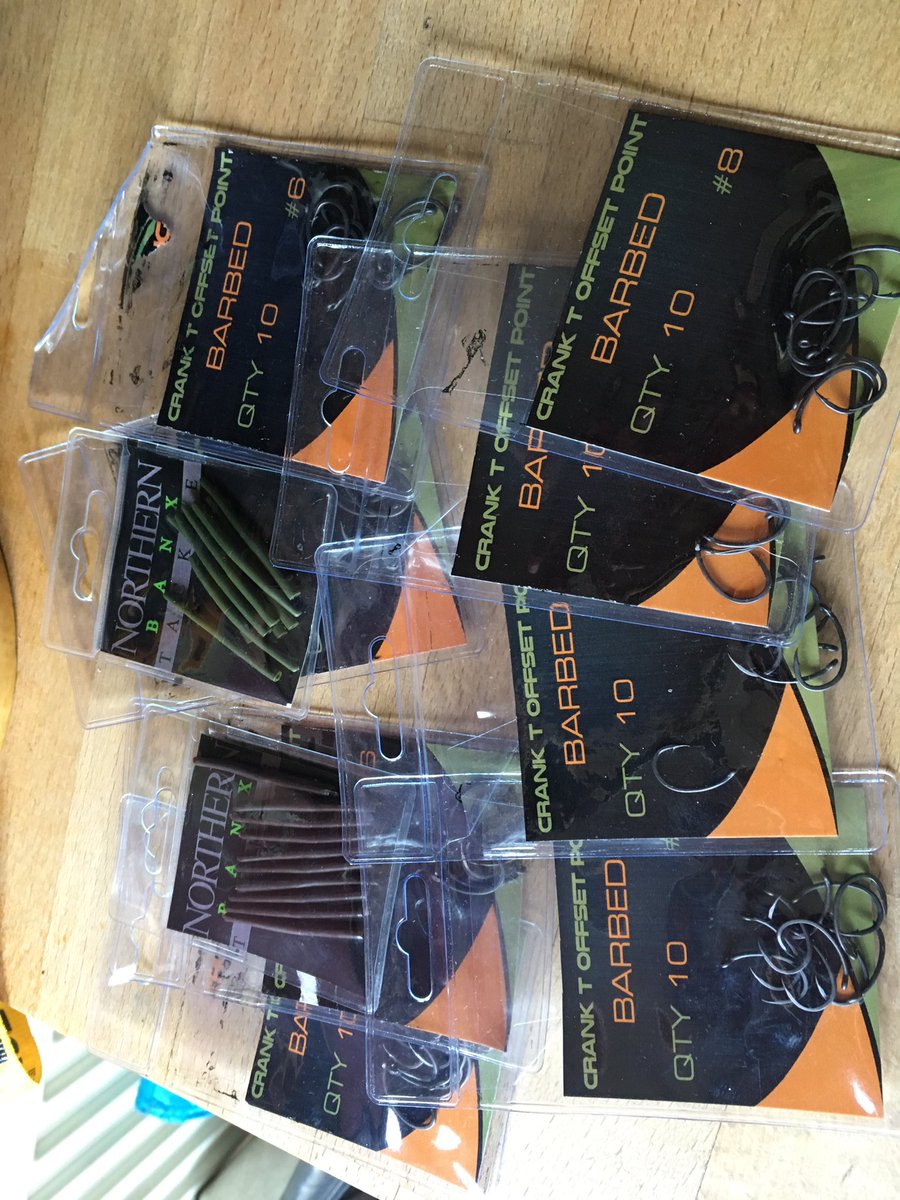 morrey_stuart's tweet photo. Nice bit of kit through the door from @NorthernBanx  being on the carp 🎣🐟👍🏻#teamcorebaits https://t.co/2r1tTsb9GP
