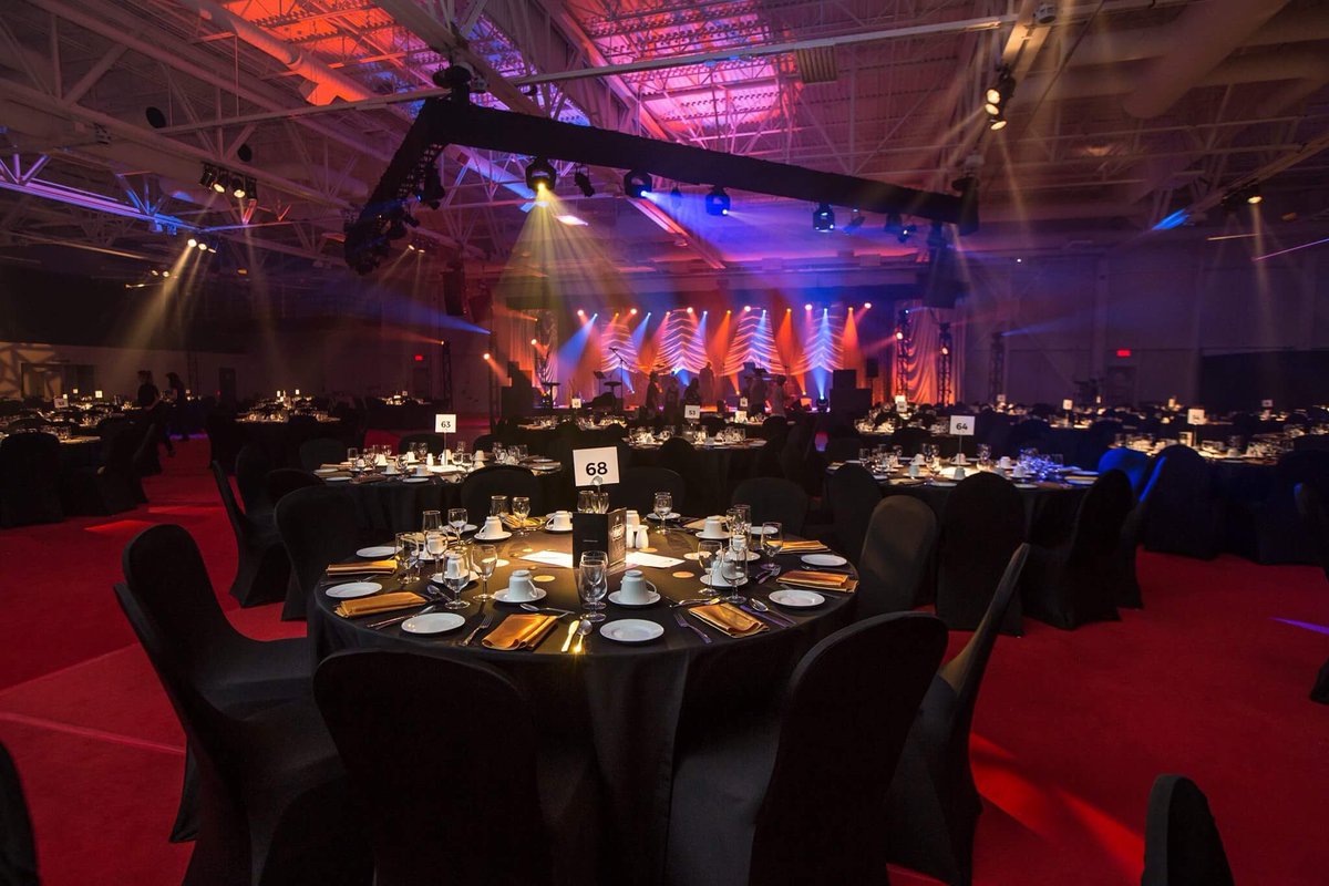 complexe_ch's tweet photo. Une autre magnifique soirée au @complexe_ch ! Plus de 750 invités! #Evenement #quebec #areq #complexech https://t.co/PYdiUpPem4