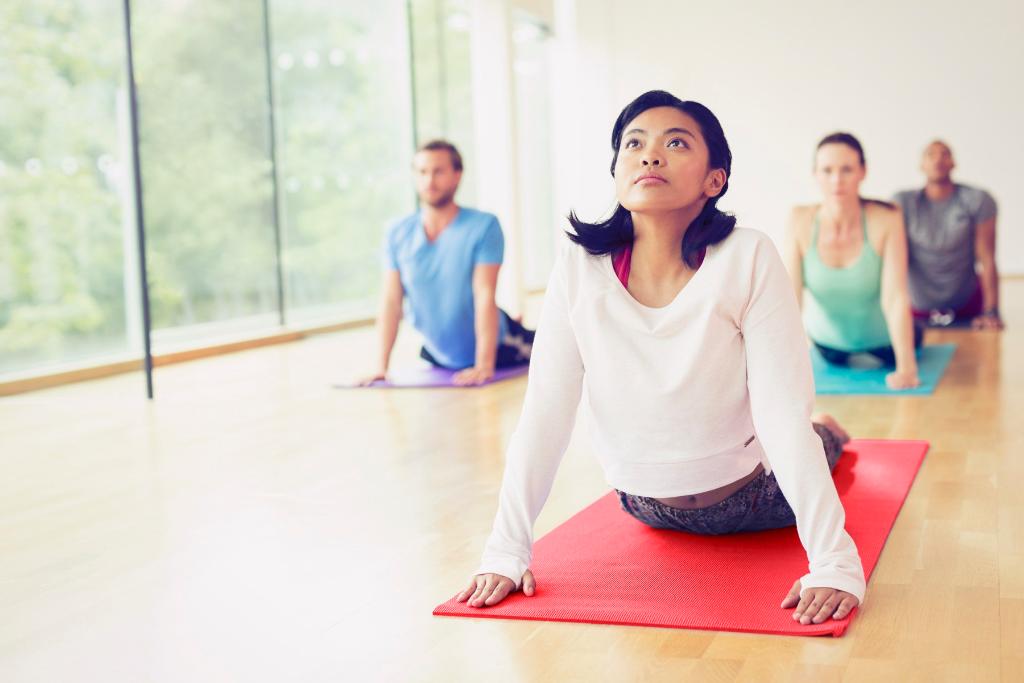 Nielsen_DEI's tweet photo. 56% of Asian American women practice yoga, which has blossomed into a $16 billion industry. More: https://t.co/Mtq43y8IHp #AAPIWomen https://t.co/tyX7DQJrf0