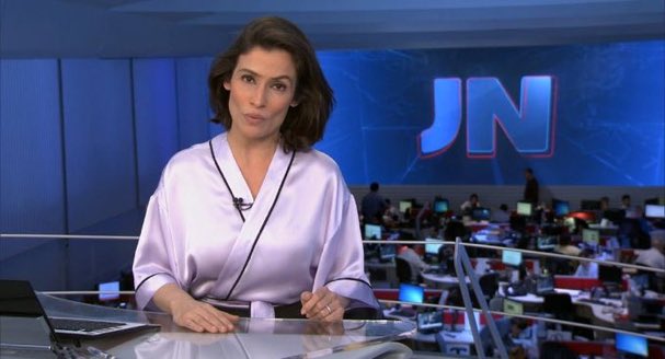 vaaaifelipe's tweet image. - renata, chamada em 5 segundos
- mas eu to me arruman
- DOIS SEGUDOS
- mas
- NO AR