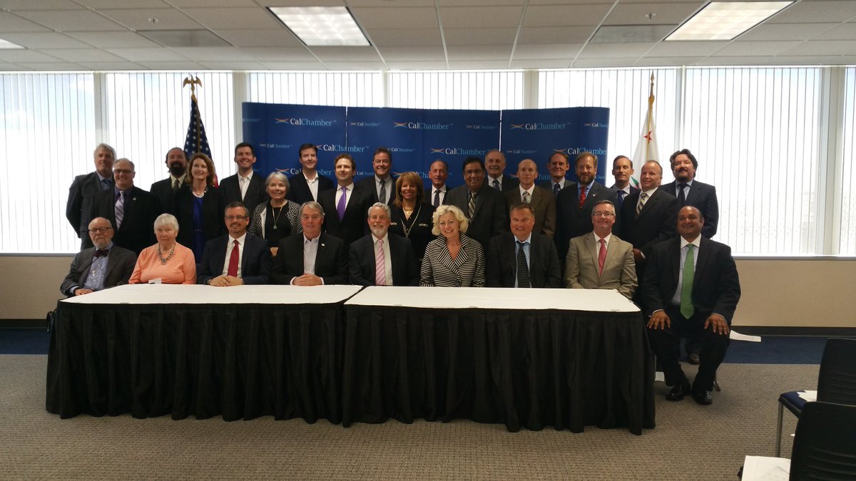 TeresaCoxUS's tweet photo. U.S. Department of Commerce's California District Export Council at International Trade Forum #calchamber  #consulars #teresacoxus #gobiz https://t.co/NAgRpytu2n