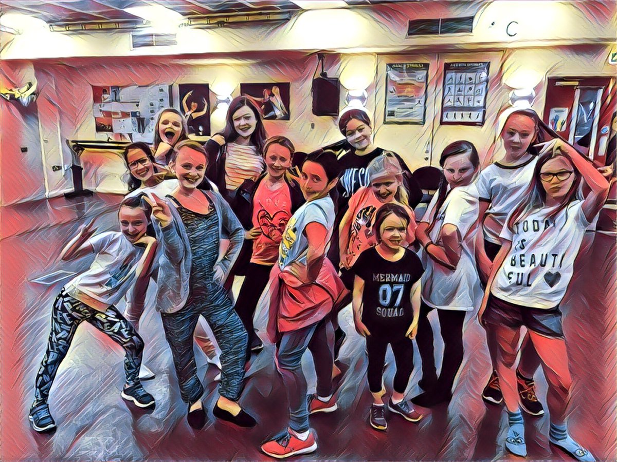VoiceSquadChoir's tweet photo. Voice Squad Cadets have been rocking it this week; we know you can't wait to see the show! #MerSisters #LittleMermaid https://t.co/narWiB5rbz
