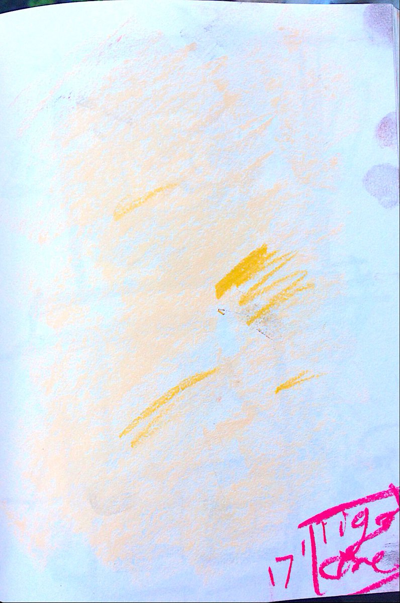 tiger_crane_'s tweet photo. The screams in my head. It's the screams in my head. #art #artist #artwork #art🎨 #painting #paint #exspression #gartians #tigercraneart https://t.co/2S1188XnOk