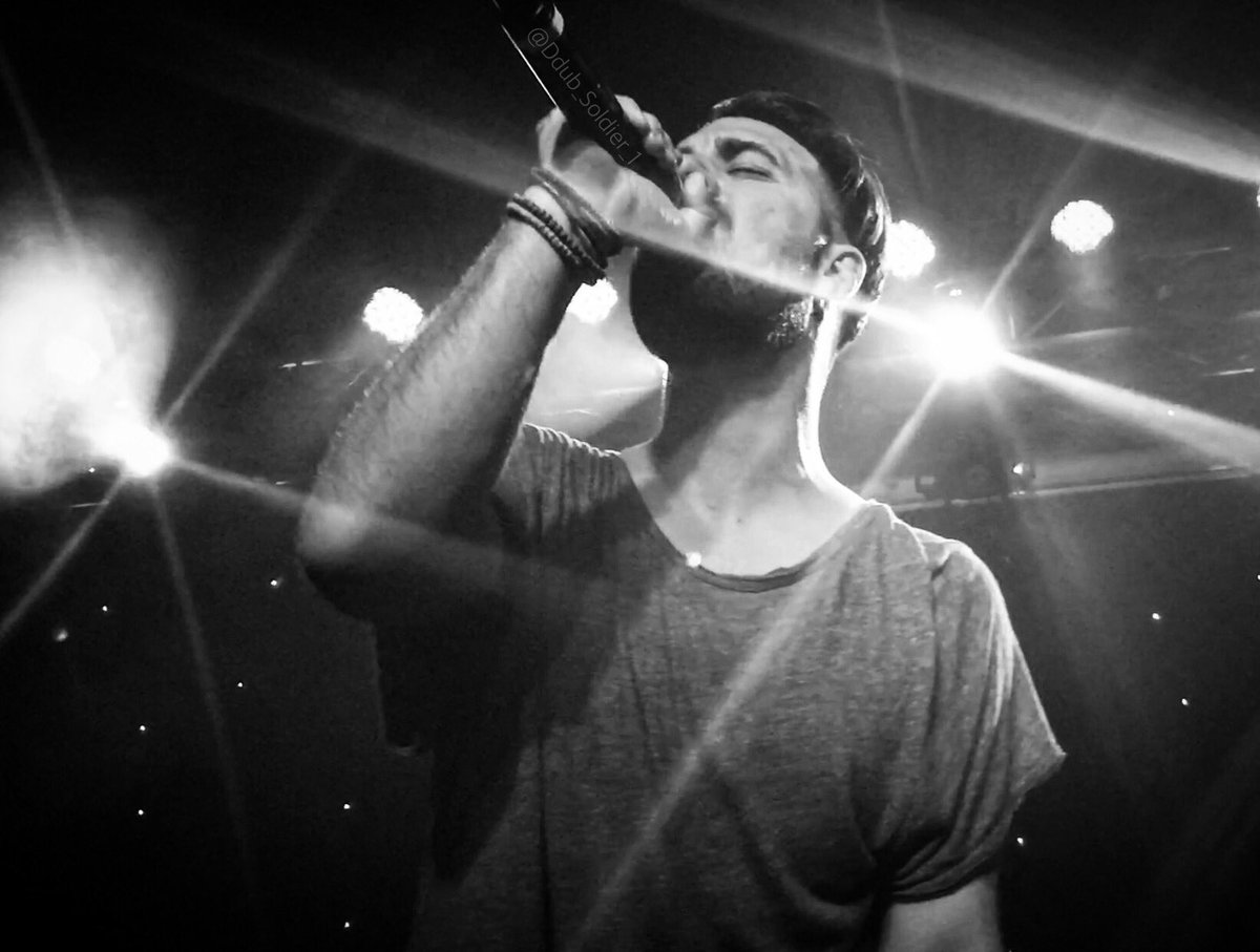 J_E_B_1982's tweet photo. One more for #DanWednesday✨✨ Awesome moment captured!☺️💕 #OnWednesdaysWePostInBlackAndWhite #Otown #Otown2017 #OtownIsBack #OtownIsStillBack https://t.co/fWN6P5pkmk