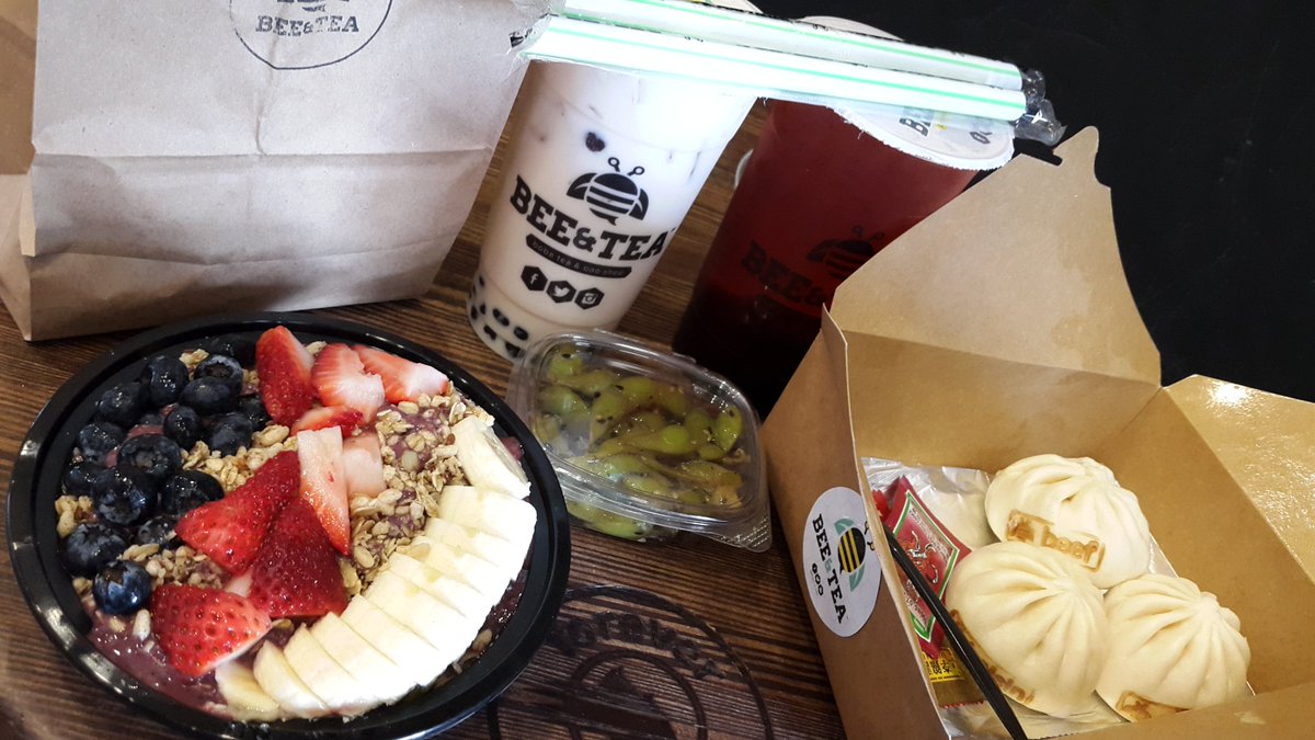 FYBTCA's tweet photo. A feast this magnificent is best shared with friends. #BeeAndTea #MorganHill #MilkTeaCafe https://t.co/NkqJJKdUsP