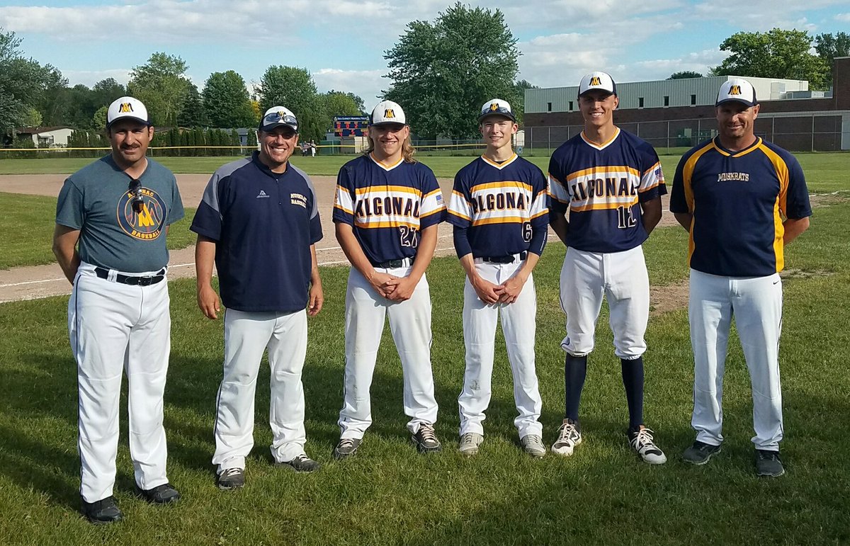 AlgonacBaseball's tweet image. @jfiori52 singles in @barto12justin for the walkoff win. Seniors doing work on senior day! 
#westillhaveworktodo
#JuneMattersMost