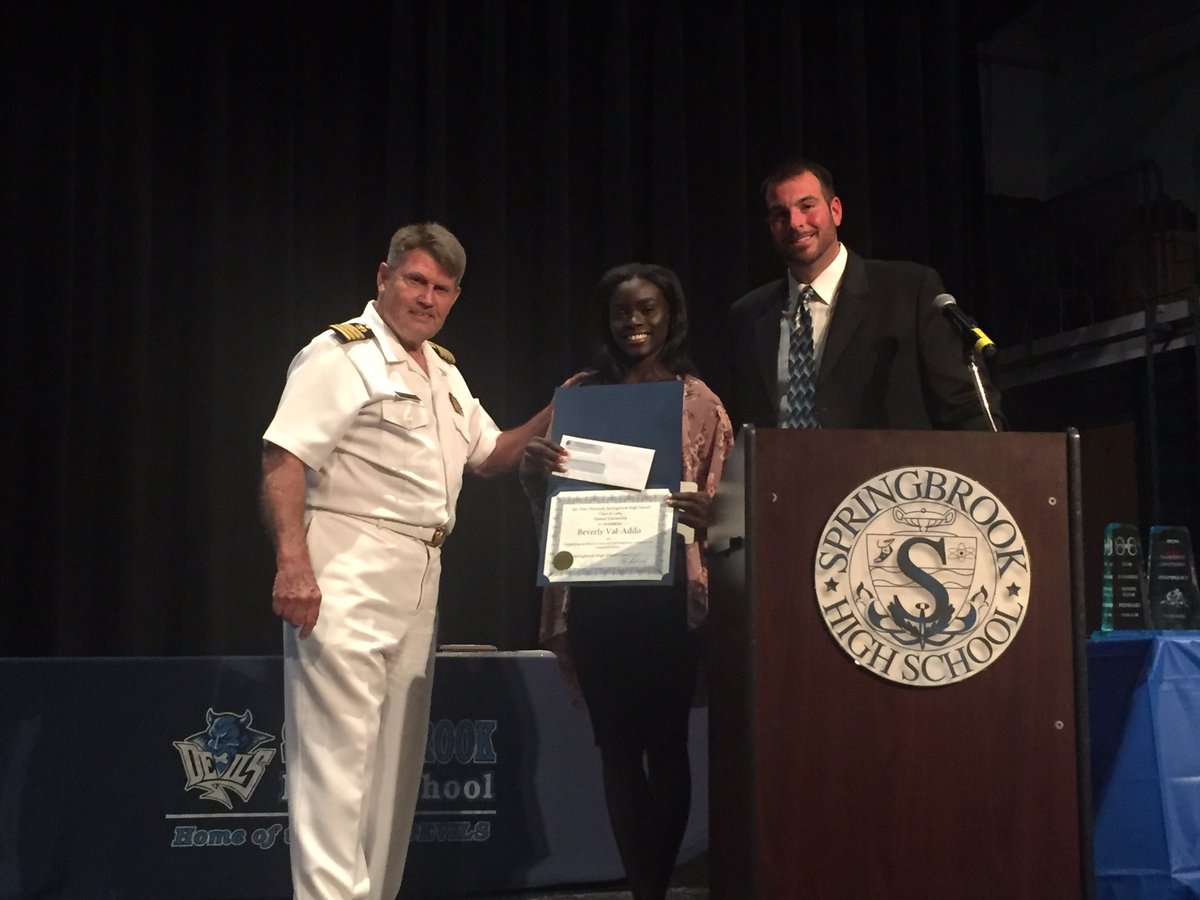 BrookSports's tweet image. Congratulations to Emanuel Akins and Beverly Val-Addo, the recipients of the Dr. Peter Hartsock Scholarship awards - and a $500 scholarship!