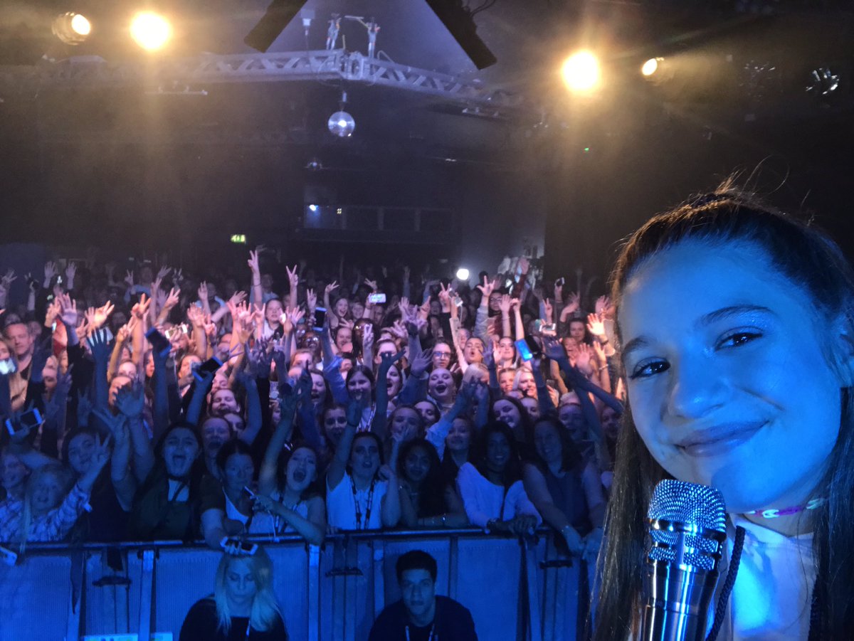 kenzie's tweet photo. thanks Birmingham :) https://t.co/cTU0FpgHRp