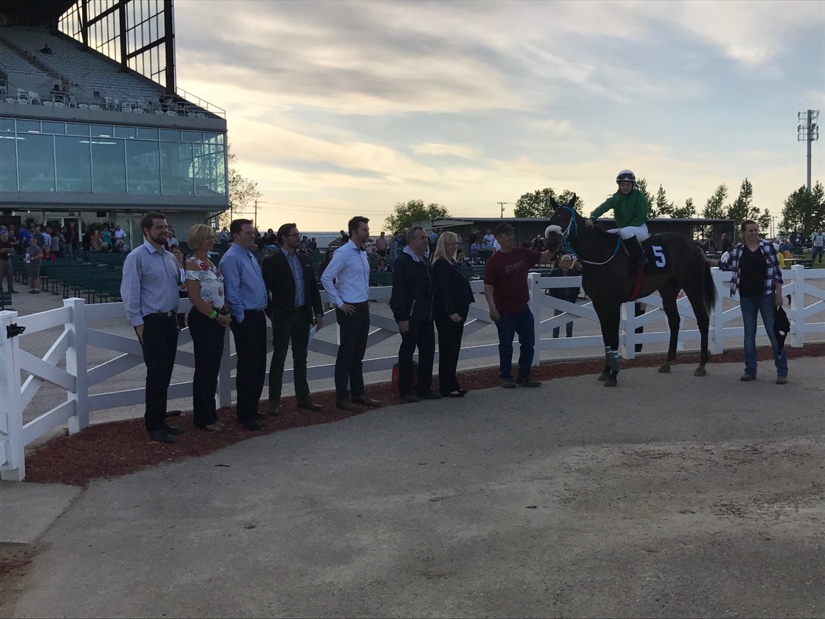 XploreBusiness's tweet photo. You've Picked a winner with @NetSetMB @AssiniboiaDowns @ManitobaHeavy! #proudsponsor #NeedSpeed #SureBetWithNetSet https://t.co/VoQCrT7vxg