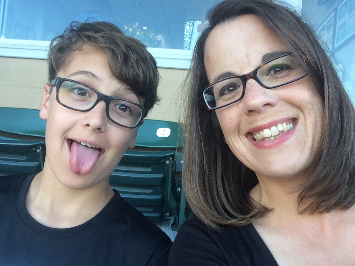 klinwinblog's tweet photo. Perfect night for Indianapolis #Indians baseball. #rolltribe #VictoryField https://t.co/5ssPbSniok
