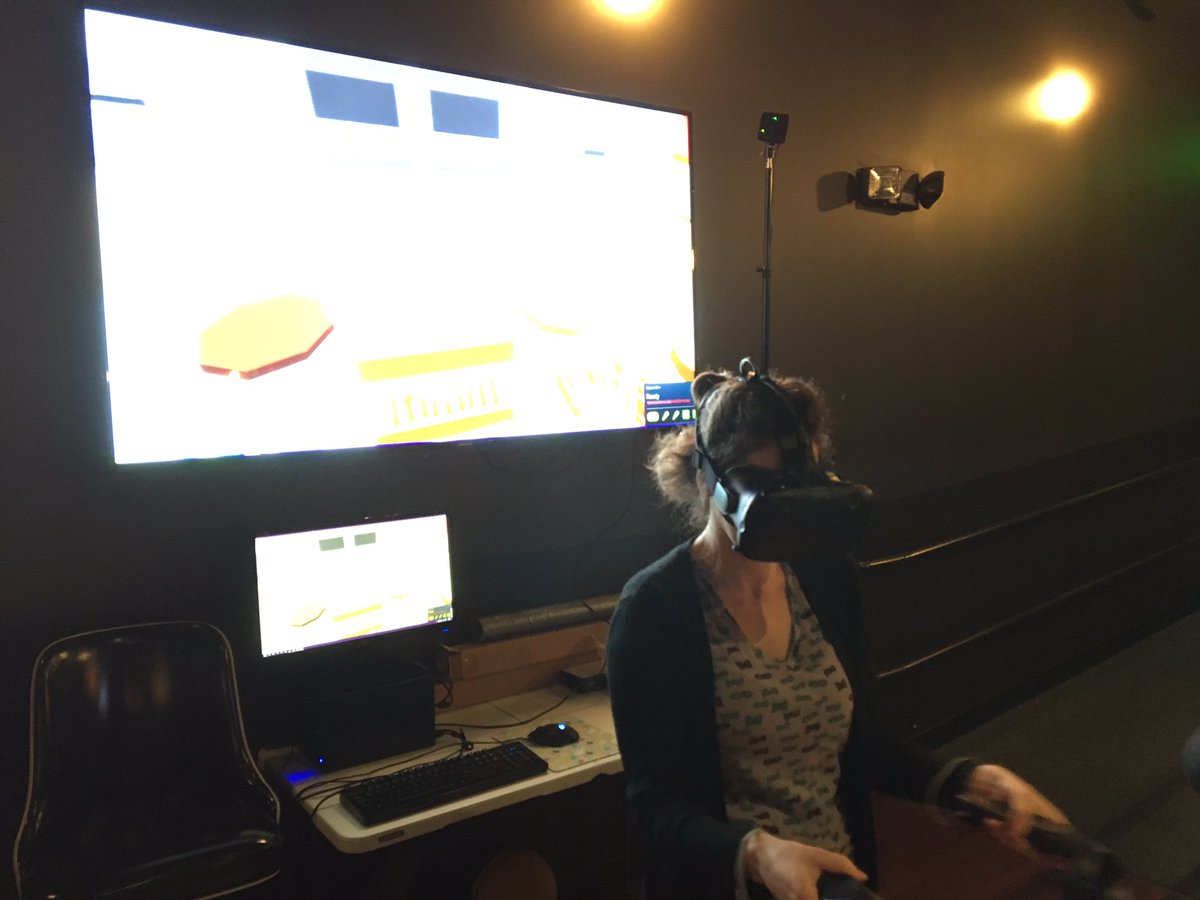 Fancy Bear tweet media