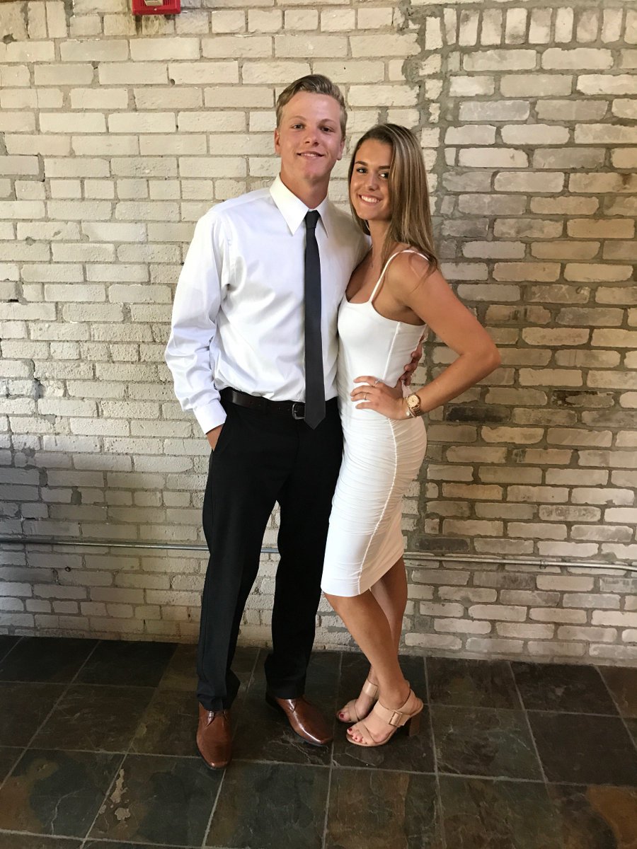 katie ellison (katieeellison) Twitter