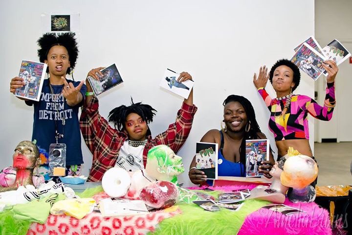 SnAtChPoWeR's tweet photo. Damn!! @LAZineFest was sooooo litty!! We wish it was every weekend! ••• photo by Amelia Burns. ••• #SNATCHPOWER #lazf #lazinefest #write https://t.co/6K7S4ICjUd