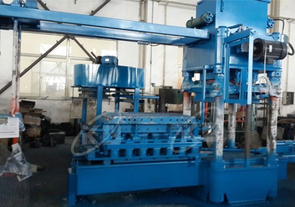 kebotilemachine's tweet photo. Curb stone Machine&amp;Stair Machine can press curbs the size large to 1000*300*120mm, by replacing the molds.
Email: Keboliu@tilemachine.com.cn https://t.co/eAi3hNuPsa