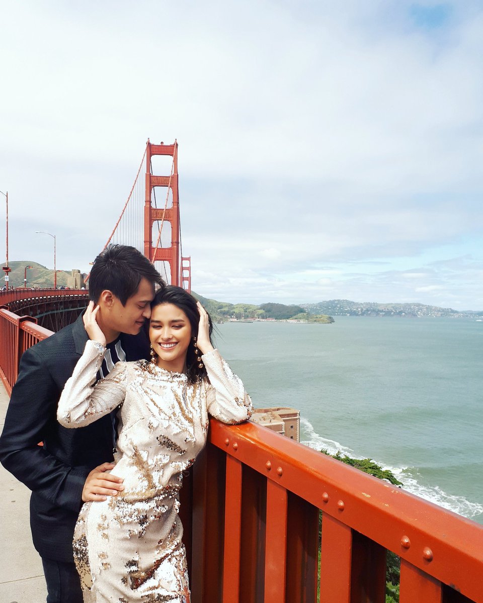 tataklizquenpo's tweet photo. #MetroLovesLizQuen Digital Cover No. 2 ๐
@lizasoberano x @itsenriquegil
#hairbyjaywee
#MetroxStarMagic25
#LizQuen https://t.co/e9sQGfZMnJ